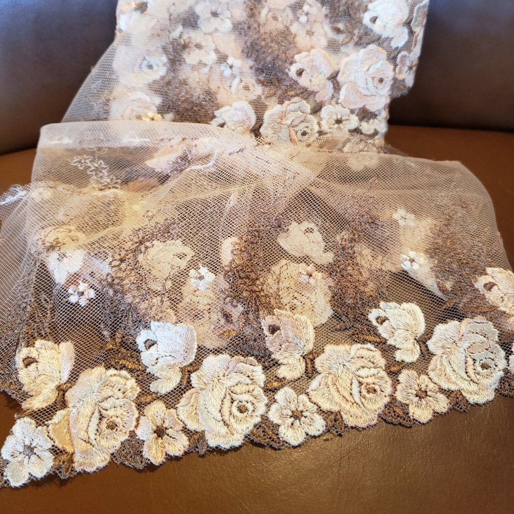 Peach & Taupe French Embroidered Lace Edging 5.5" by 2.5 yards